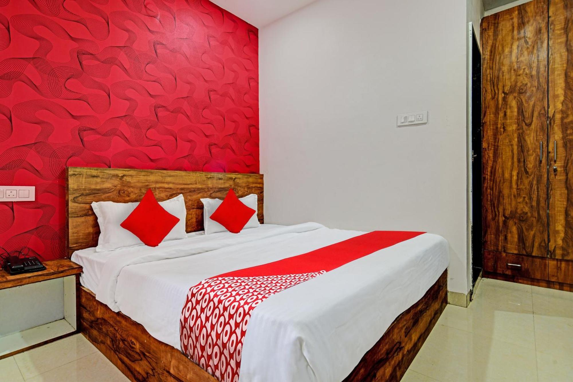 Oyo Flagship Hotel Blue Tick Indore Ngoại thất bức ảnh