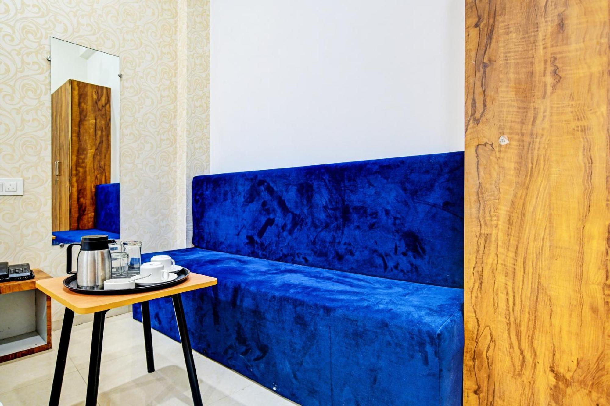 Oyo Flagship Hotel Blue Tick Indore Ngoại thất bức ảnh